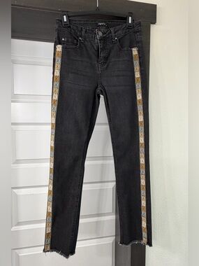 Apny Black mid- Rise Skinny Jeans with leg trim women’s size 4